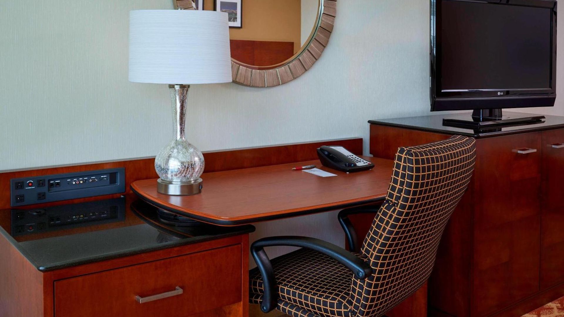 Hotel Marriott 4*
