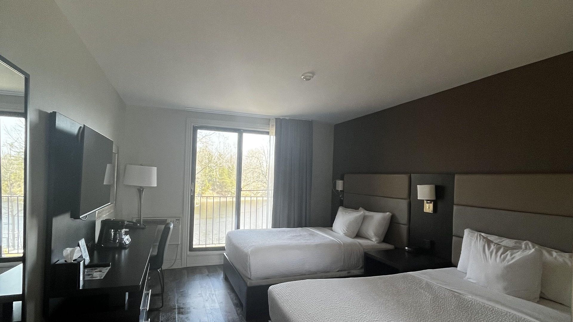 Ramada By Wyndham On The Rideau Ottawa