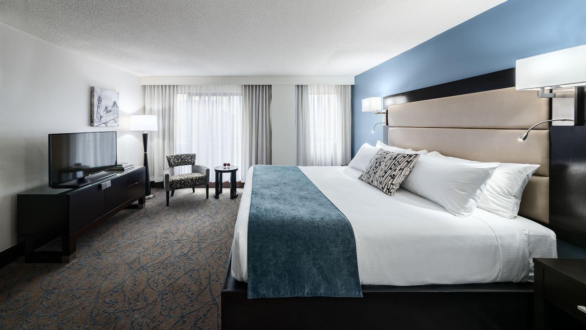 Embassy & Hotel 3*