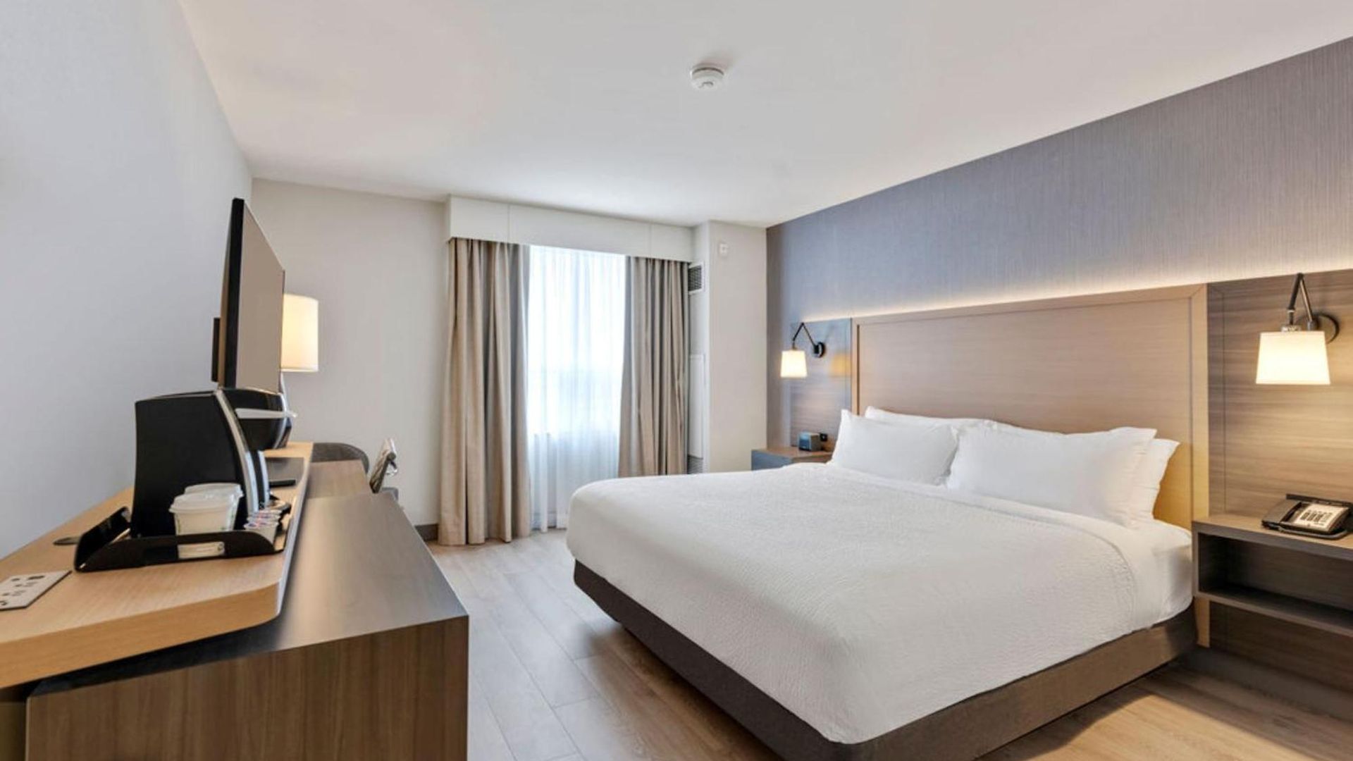& Kanata By Ihg Hotel Ottawa