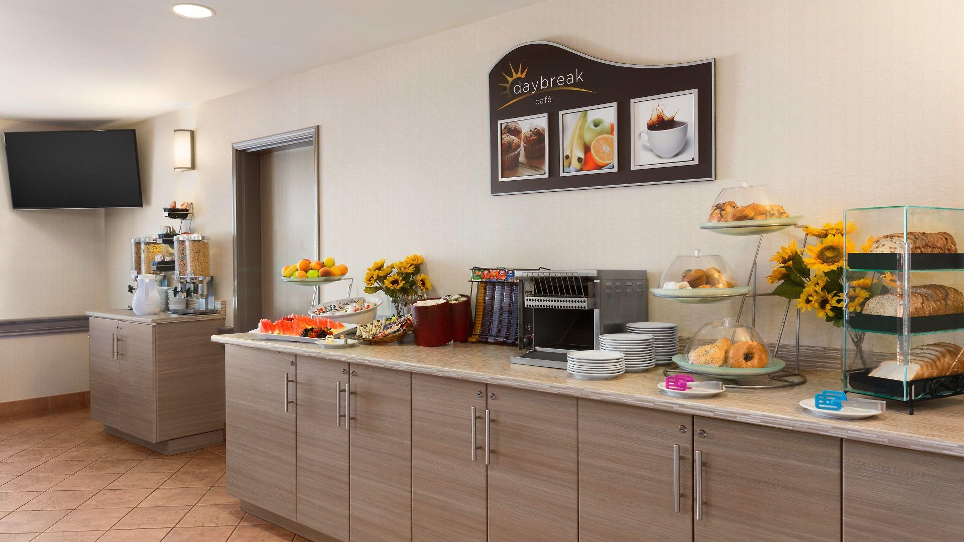Days By Wyndham Airport Hotel 3*