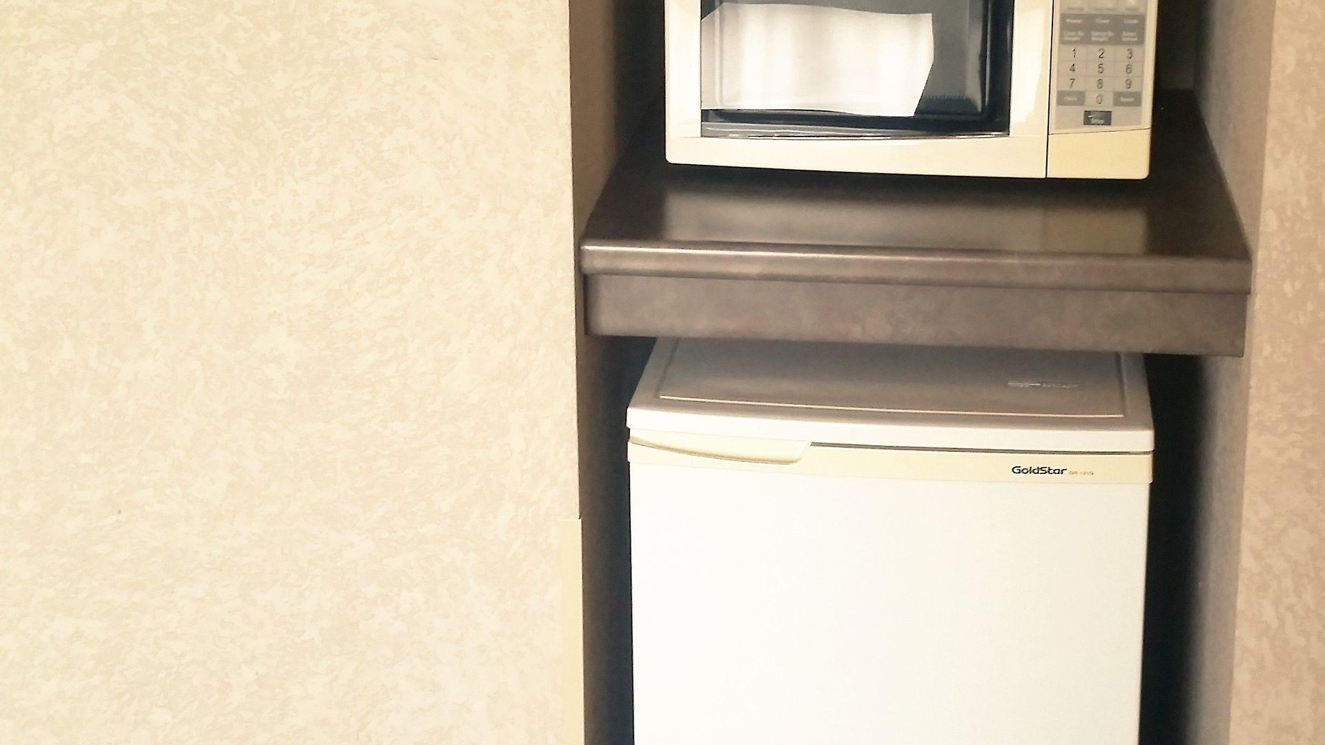 Days By Wyndham Airport Hotel 3*