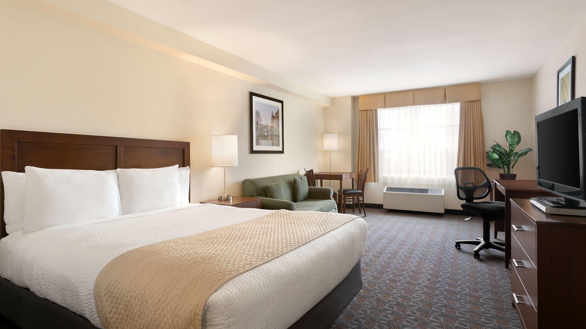 Hotel Days By Wyndham Airport Ottawa