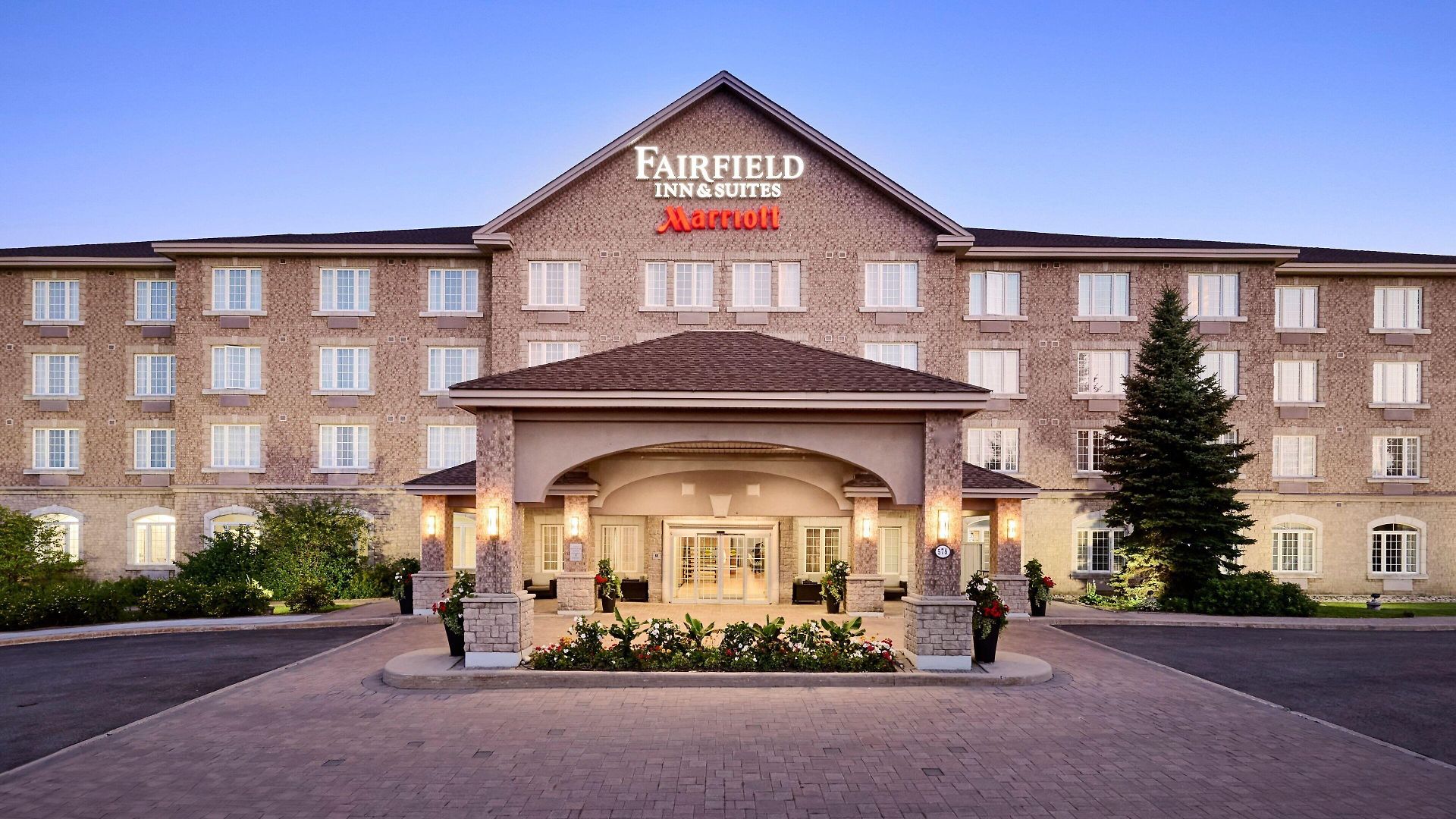 Fairfield & By Marriott Kanata Hotel