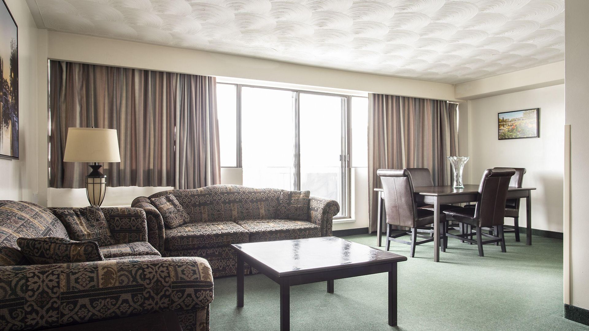 Aparthotel The Business 3*