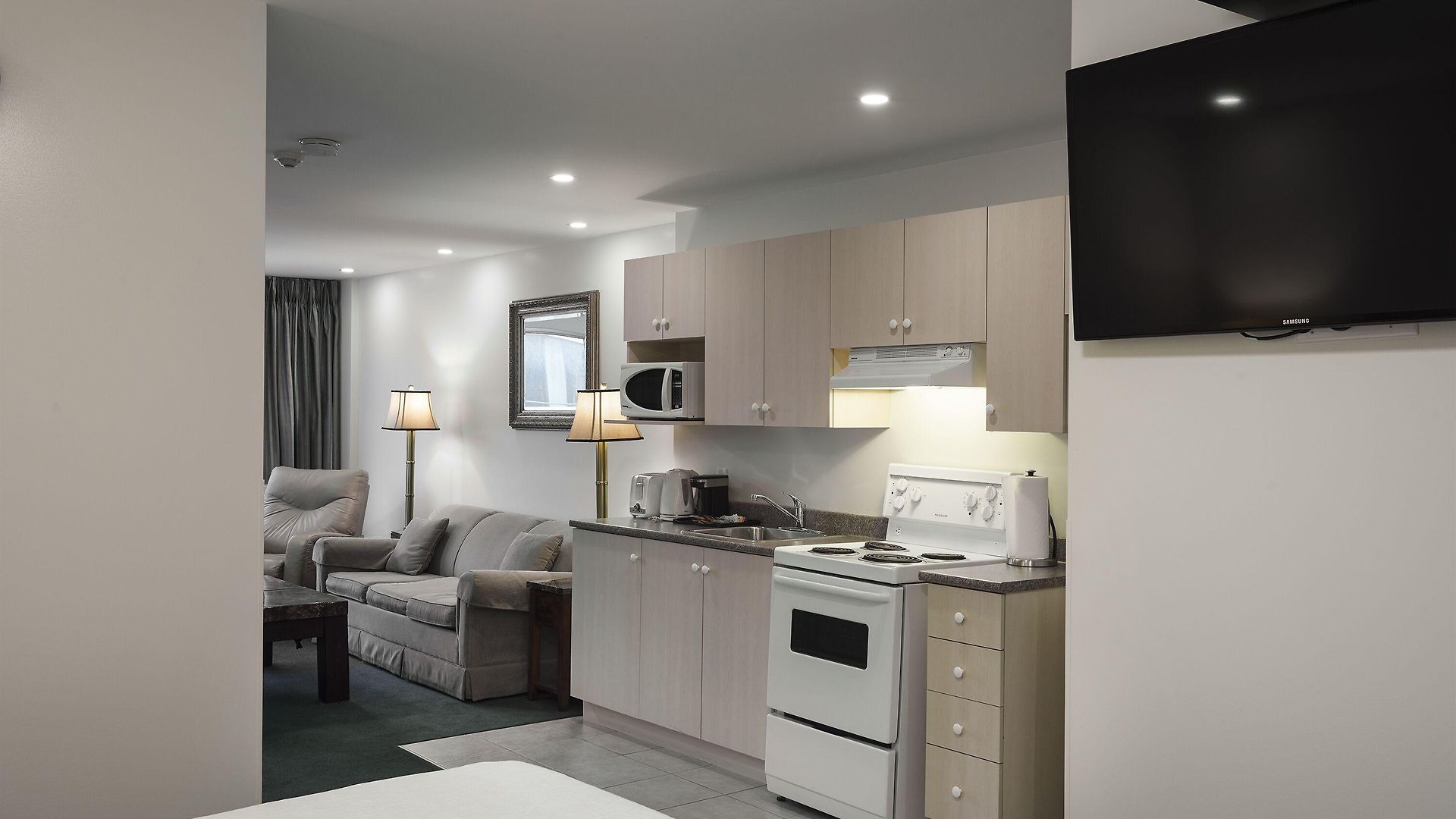The Business Aparthotel Ottawa