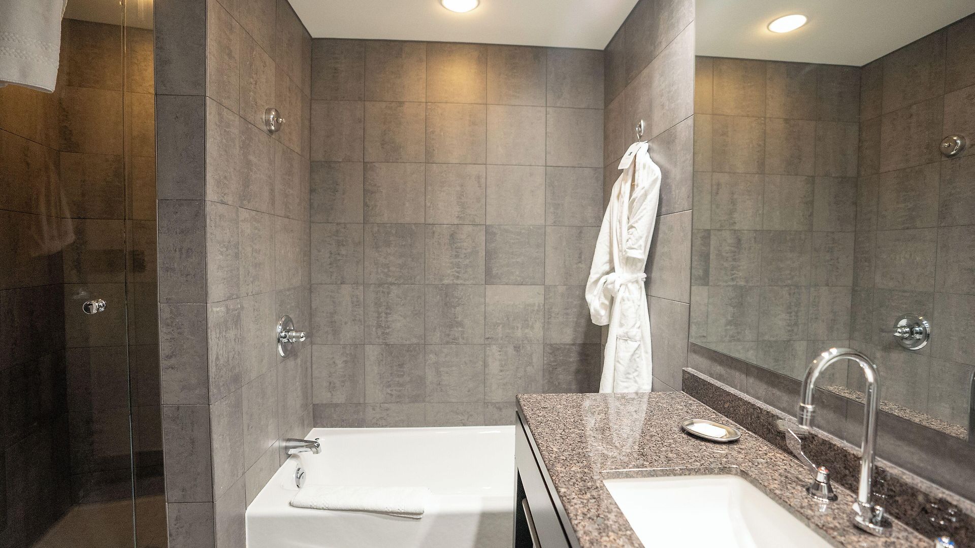 Brookstreet - West - Kanata Hotel 4*