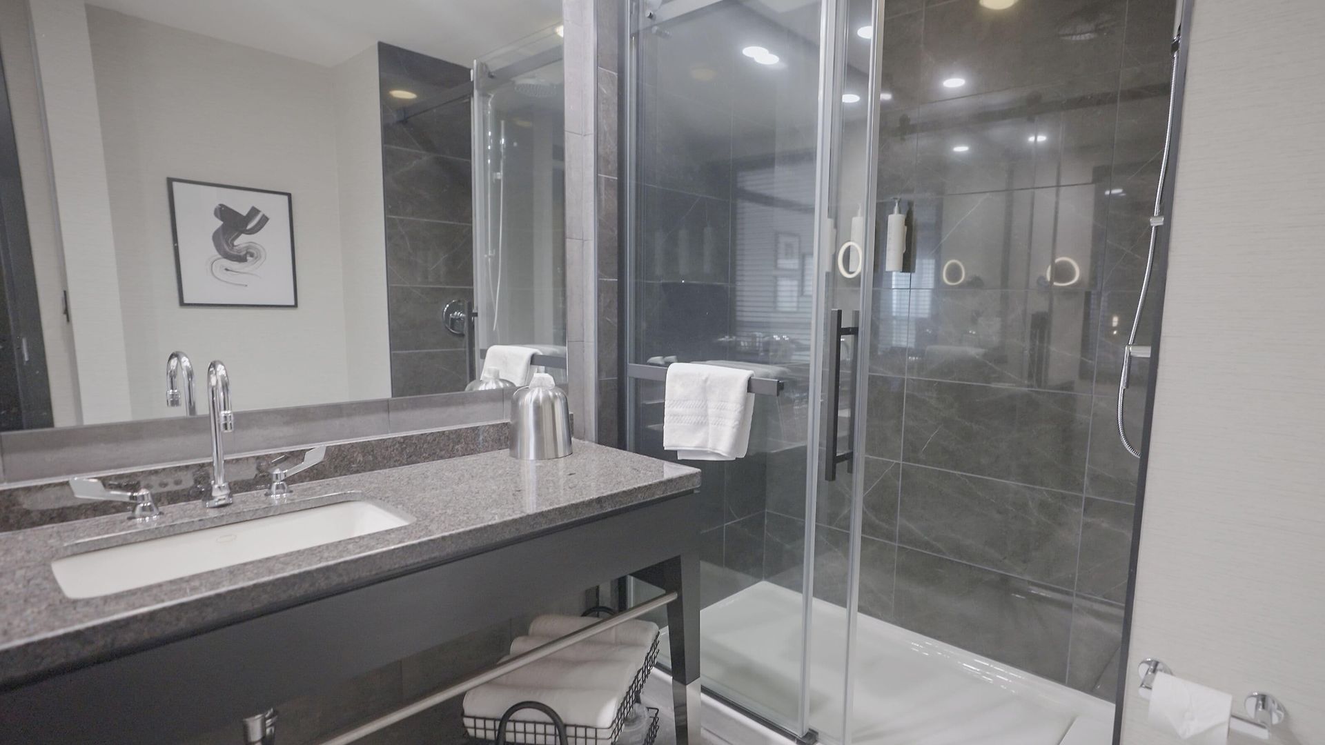 Brookstreet - West - Kanata Hotel 4*