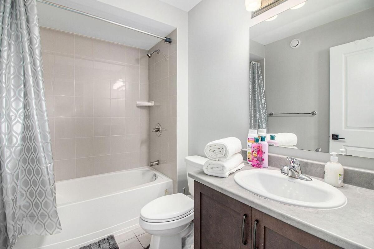 Apartment Beautifully Furnished 3-bedroom
