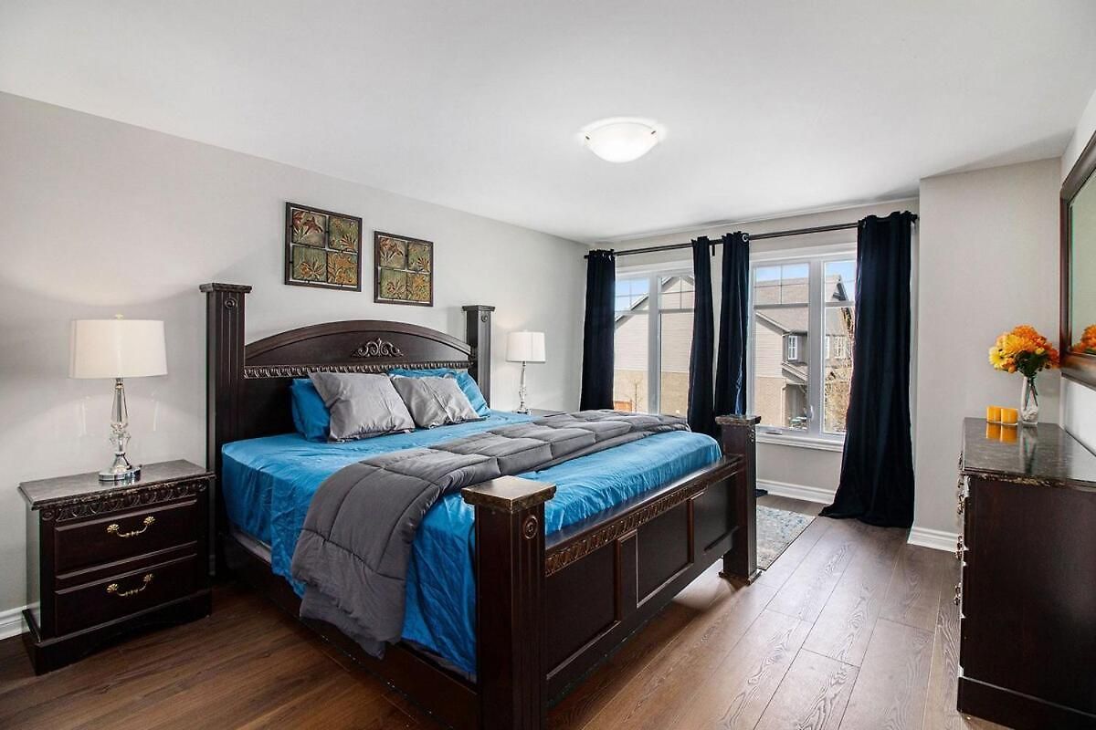 Beautifully Furnished 3-bedroom *