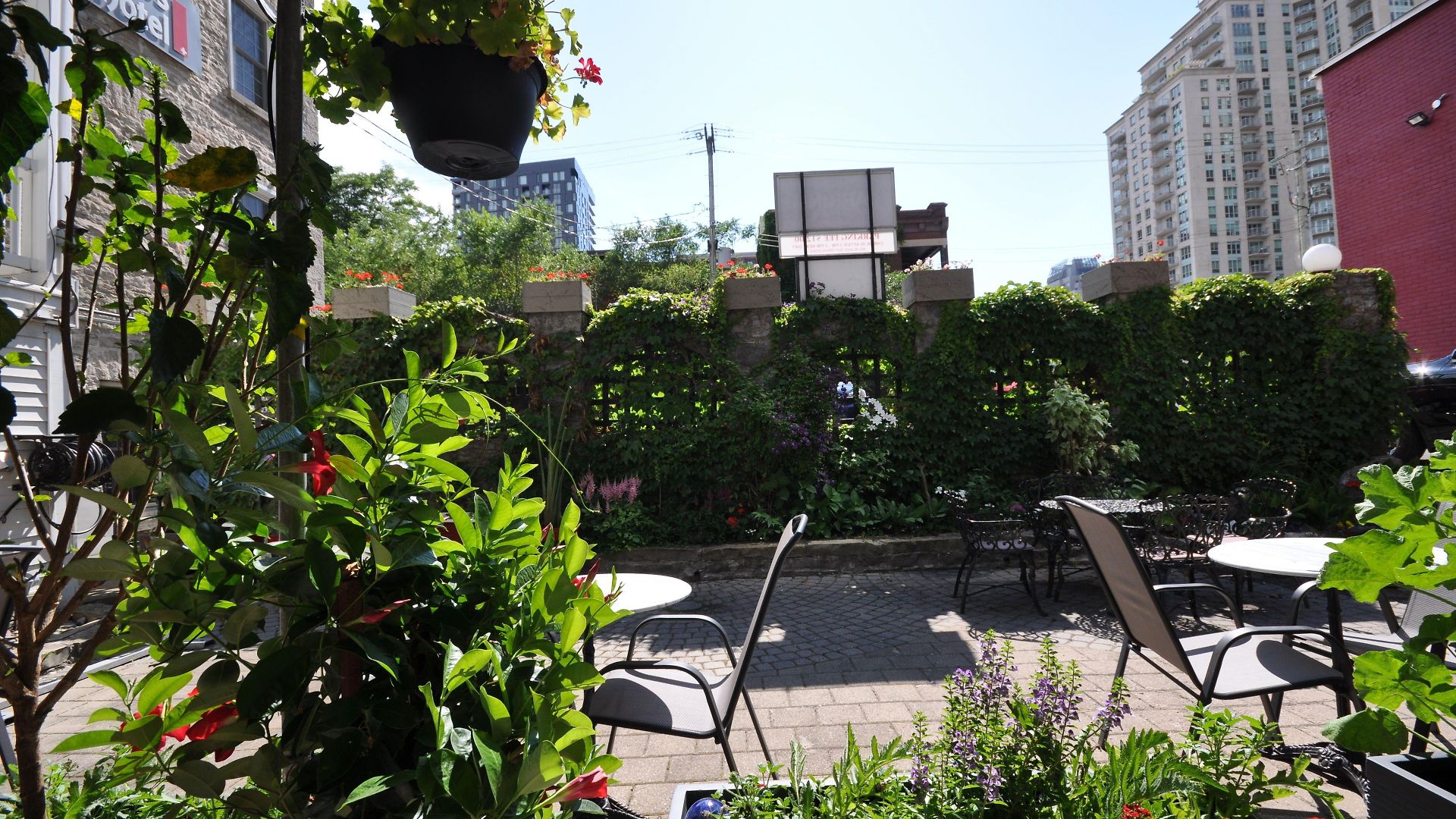 Swiss Hotel Ottawa