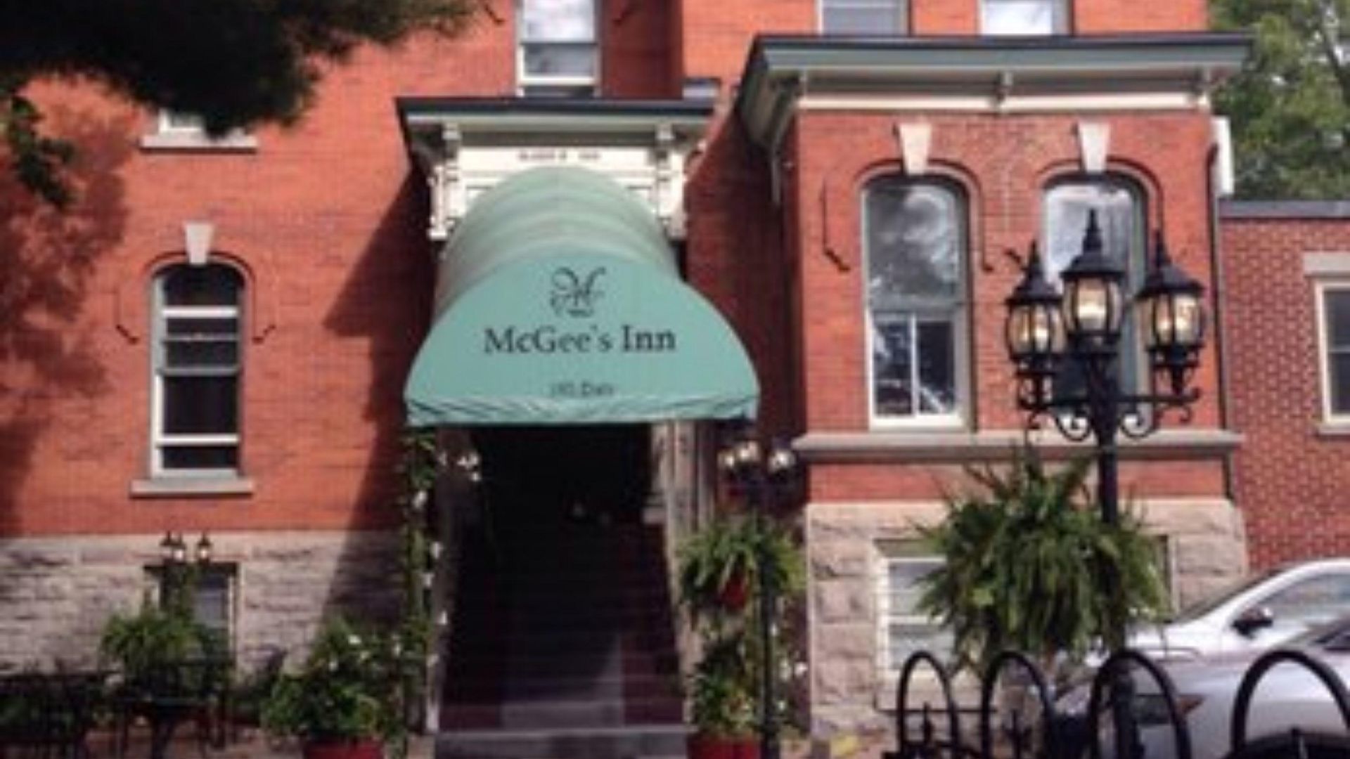 Mcgee's 3*