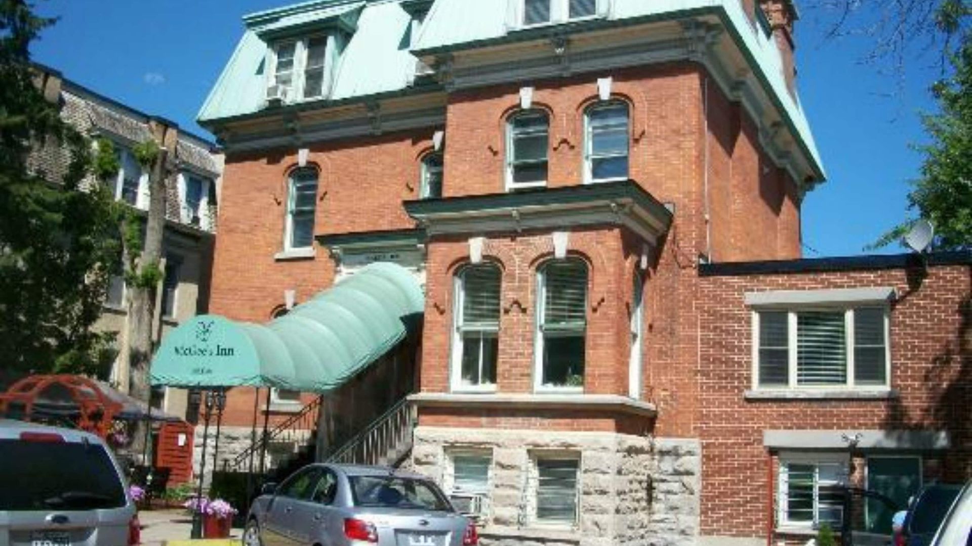 Mcgee's Bed & Breakfast 3*