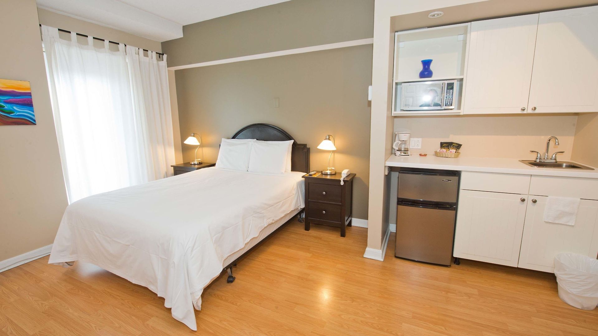Hotel Byward Blue Ottawa