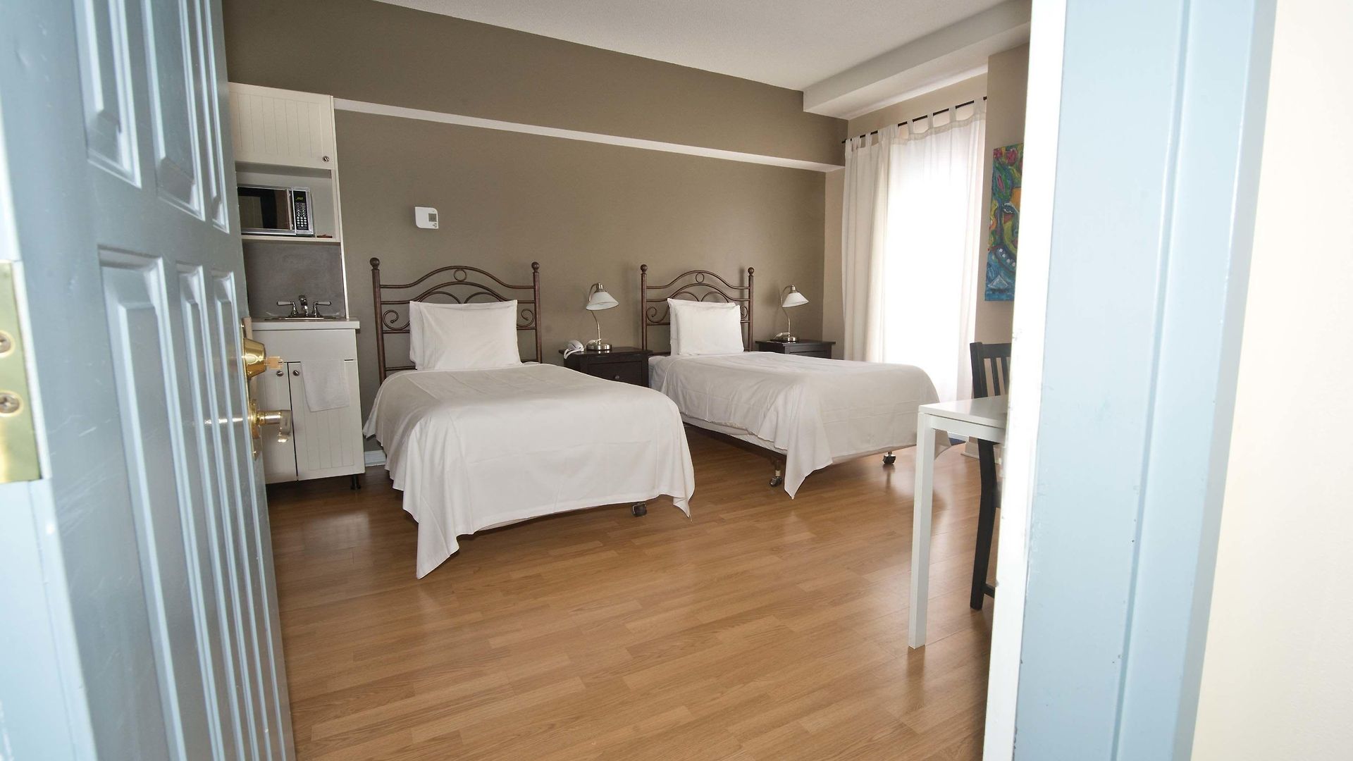 Byward Blue Hotel