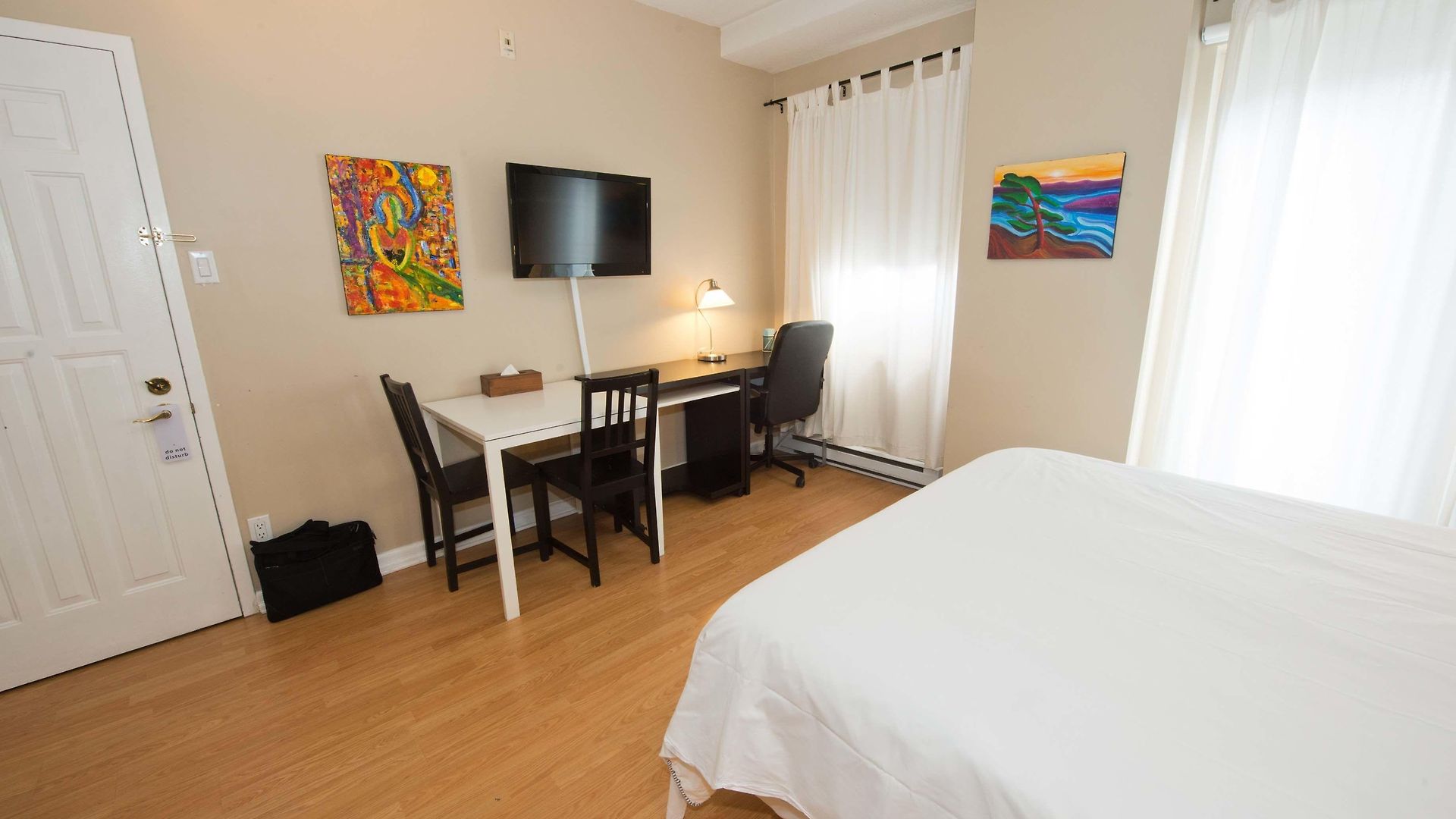 Hotel Byward Blue Ottawa