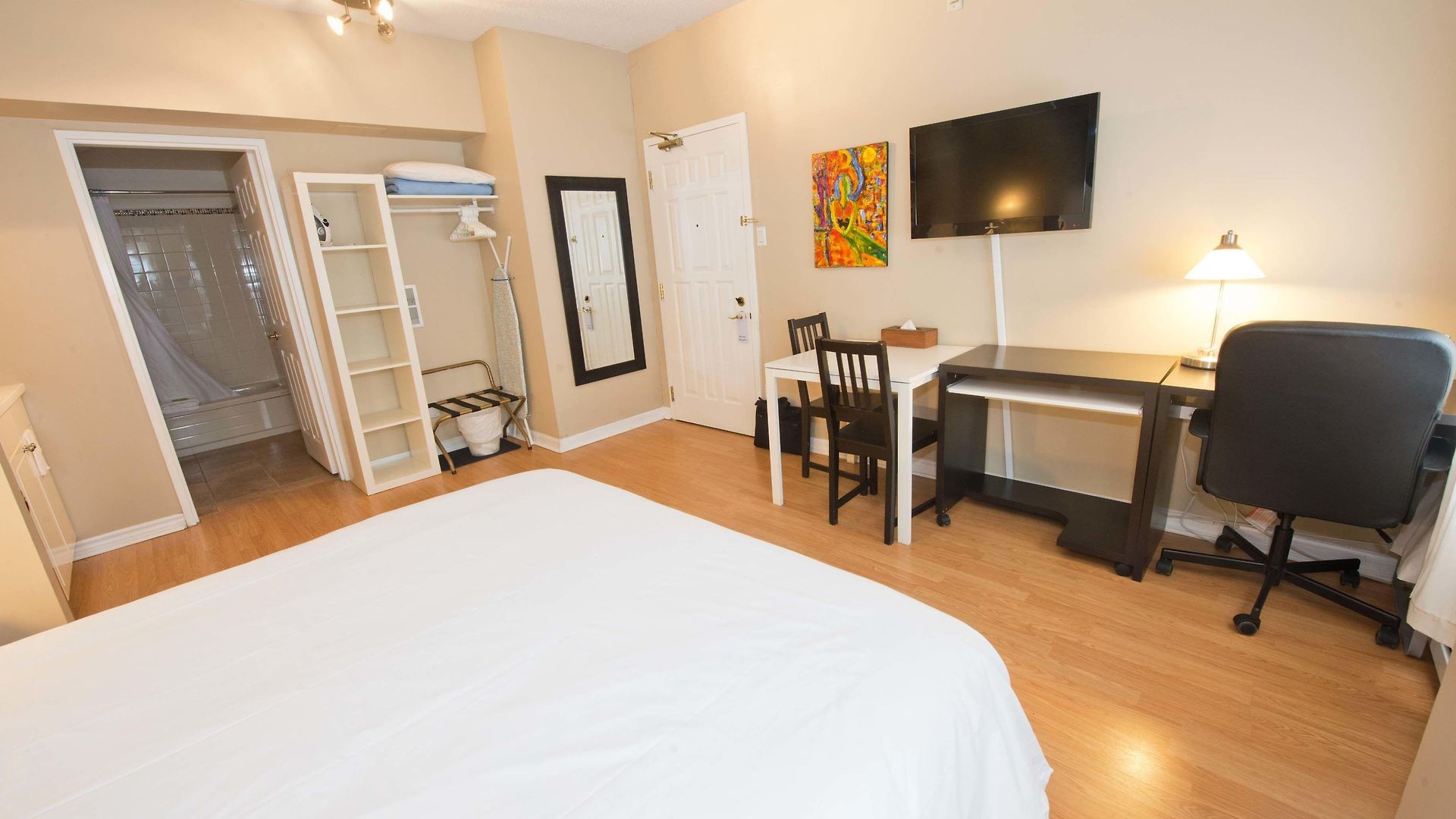 Byward Blue Hotel Ottawa