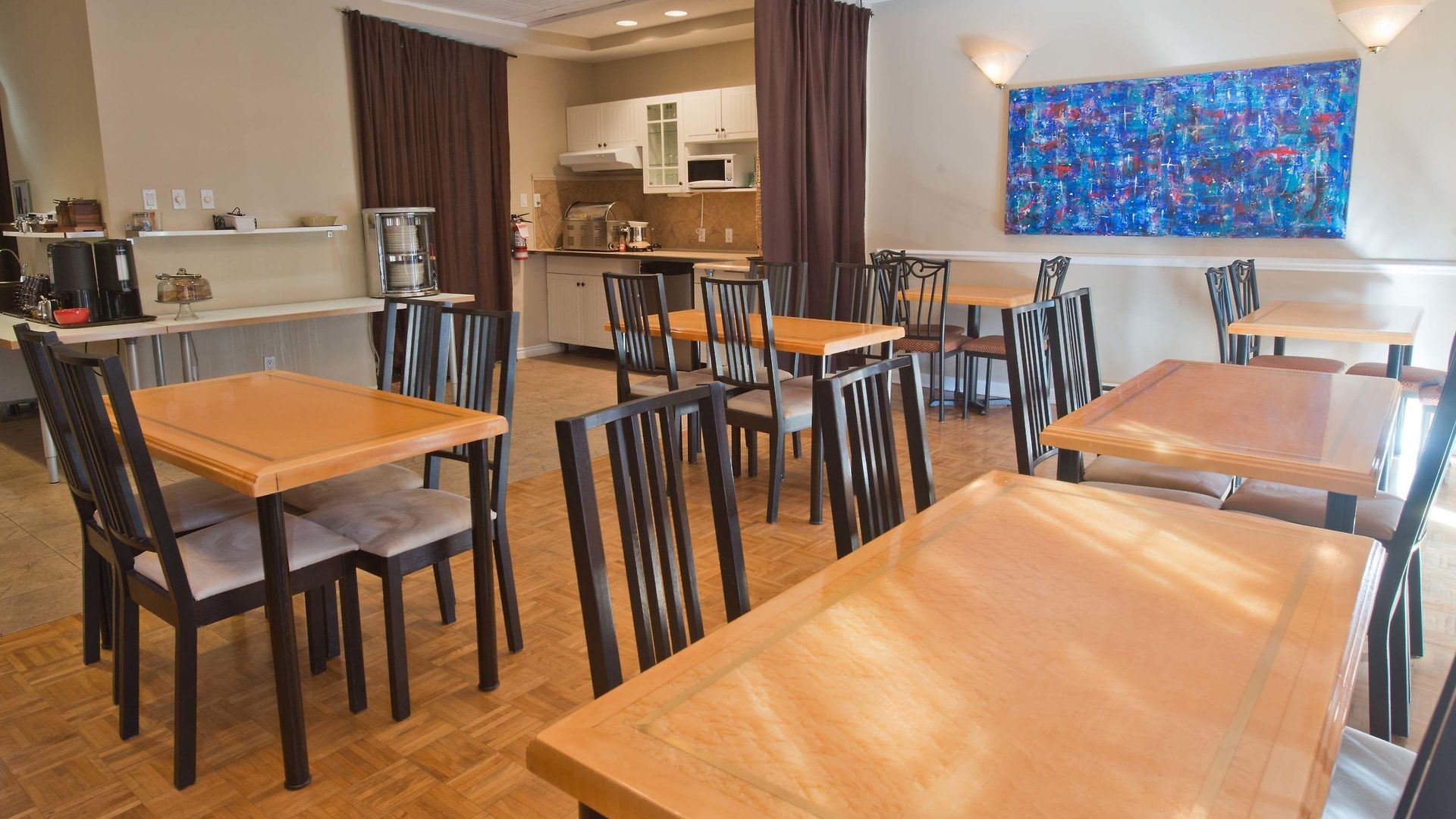 Byward Blue Hotel Ottawa