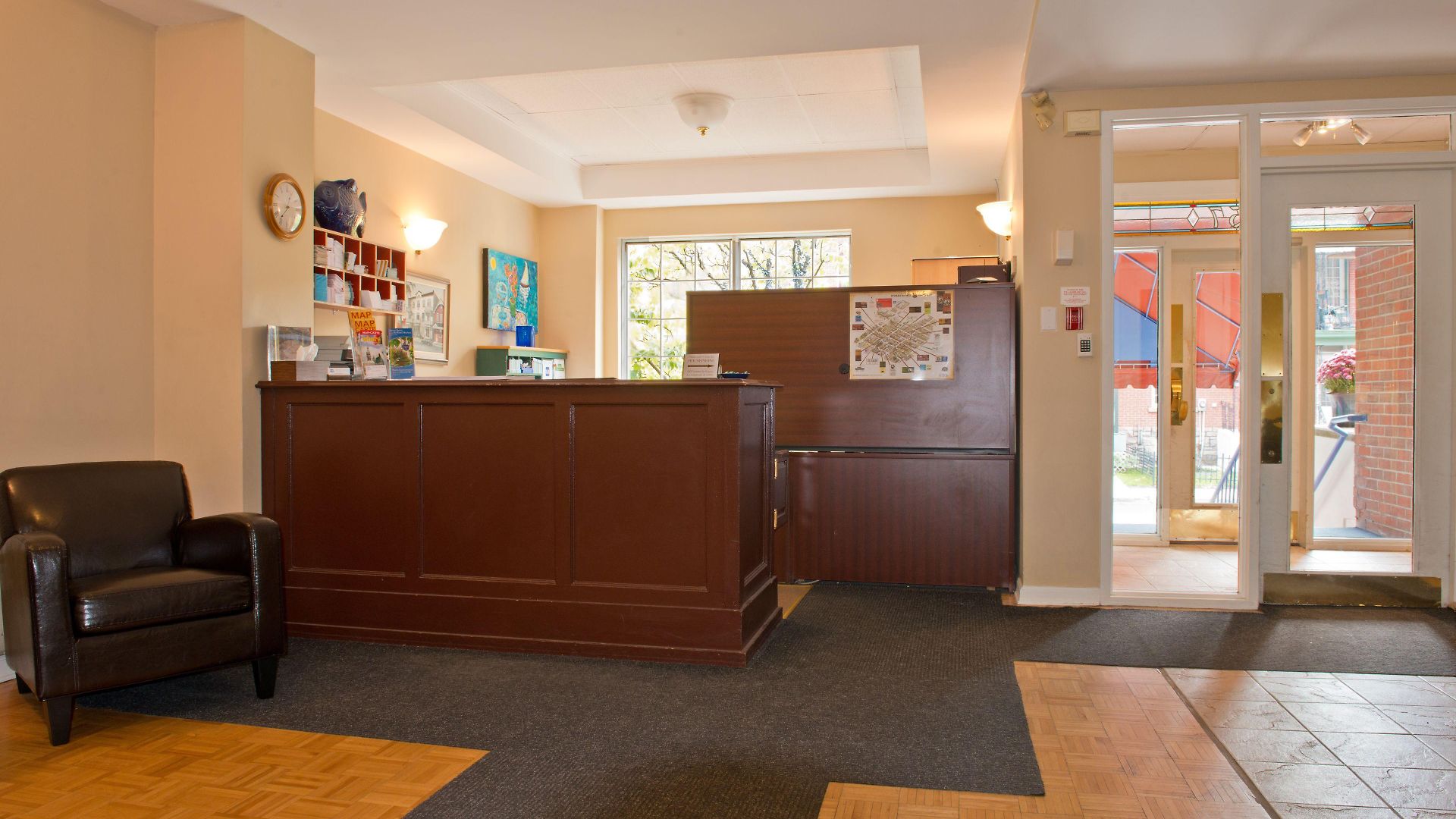 Byward Blue Hotel