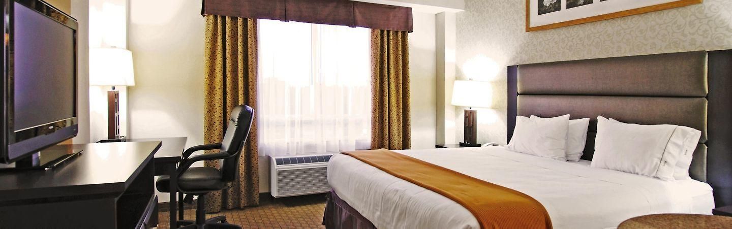 Hotel Express & Airport By Ihg Ottawa