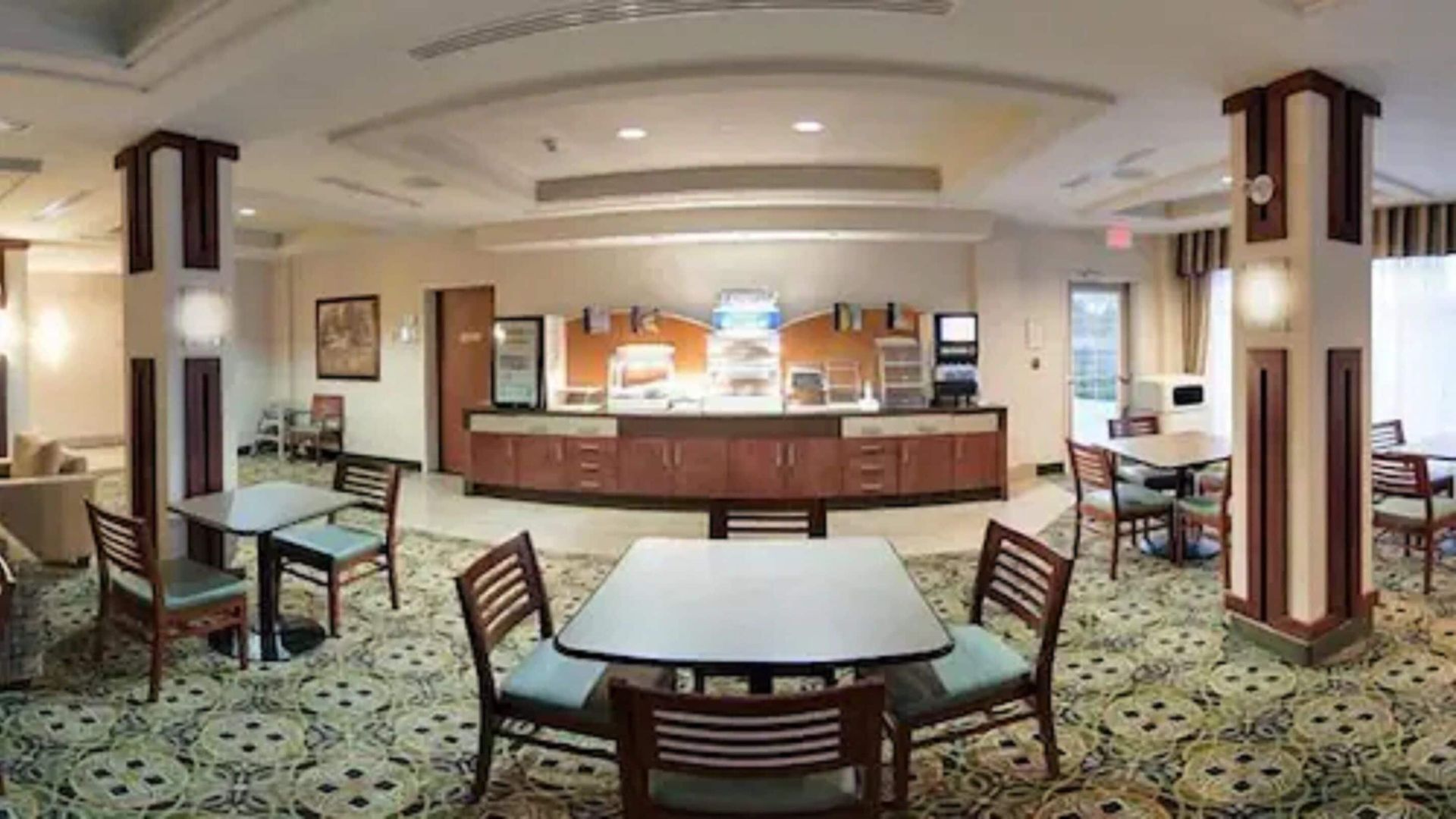 Express & Airport By Ihg Hotel 3*