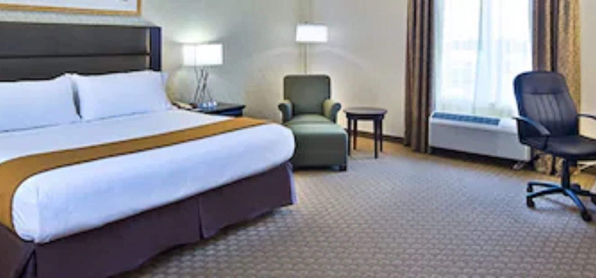 Express & Airport By Ihg Ottawa