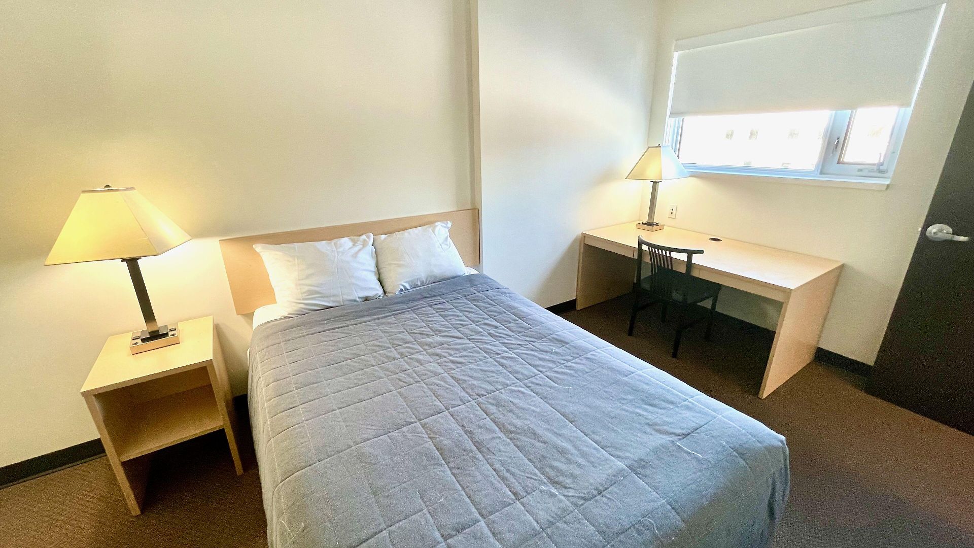 & Conference Centre - Downtown 3*
