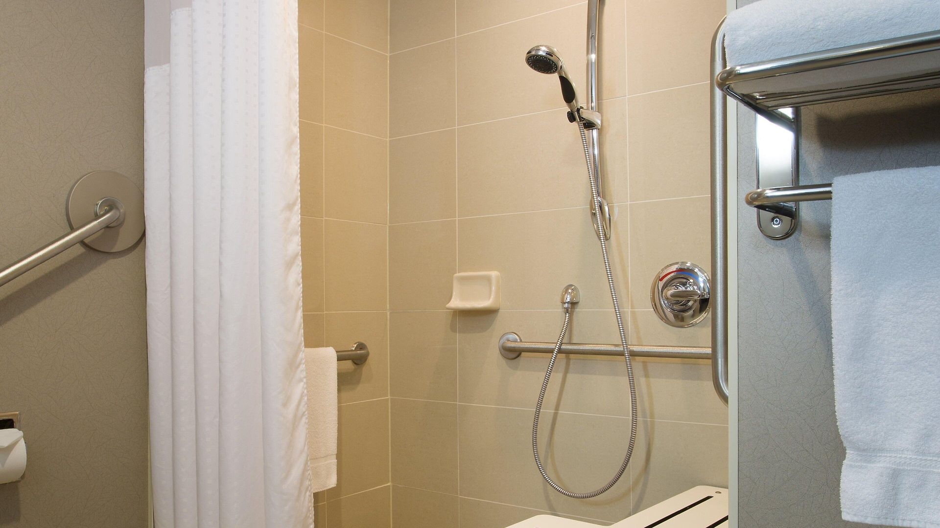 Hotel Express & West - Nepean By Ihg