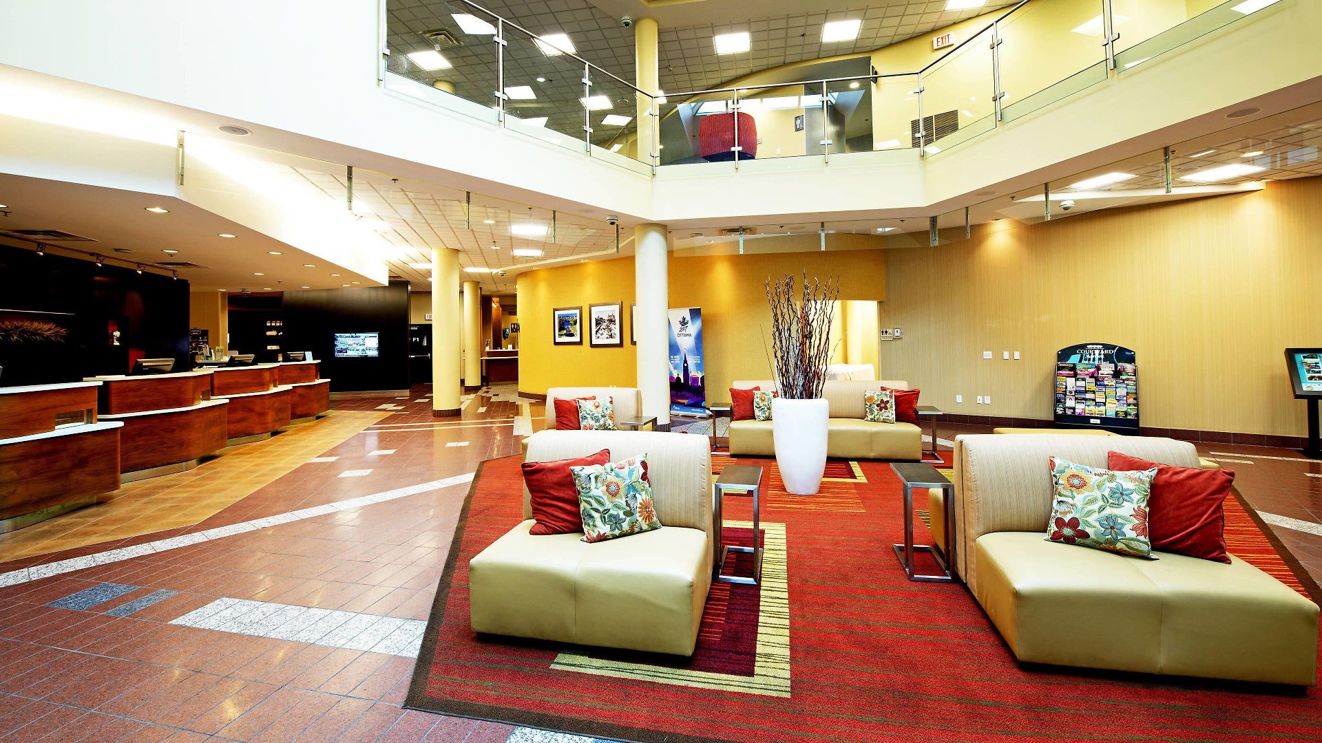 Hotel Courtyard By Marriott East