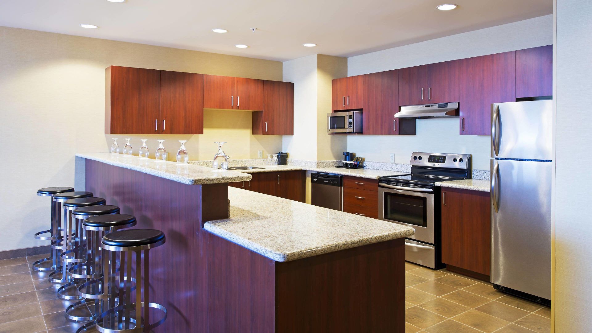 Courtyard By Marriott East 3*