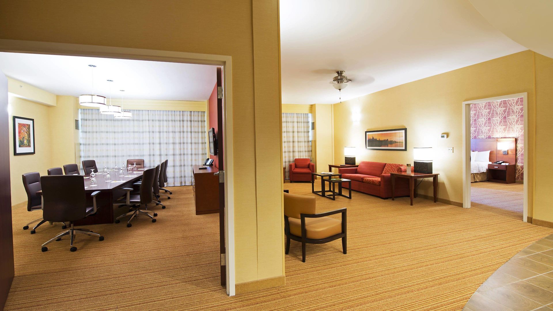 Courtyard By Marriott East Hotel Ottawa