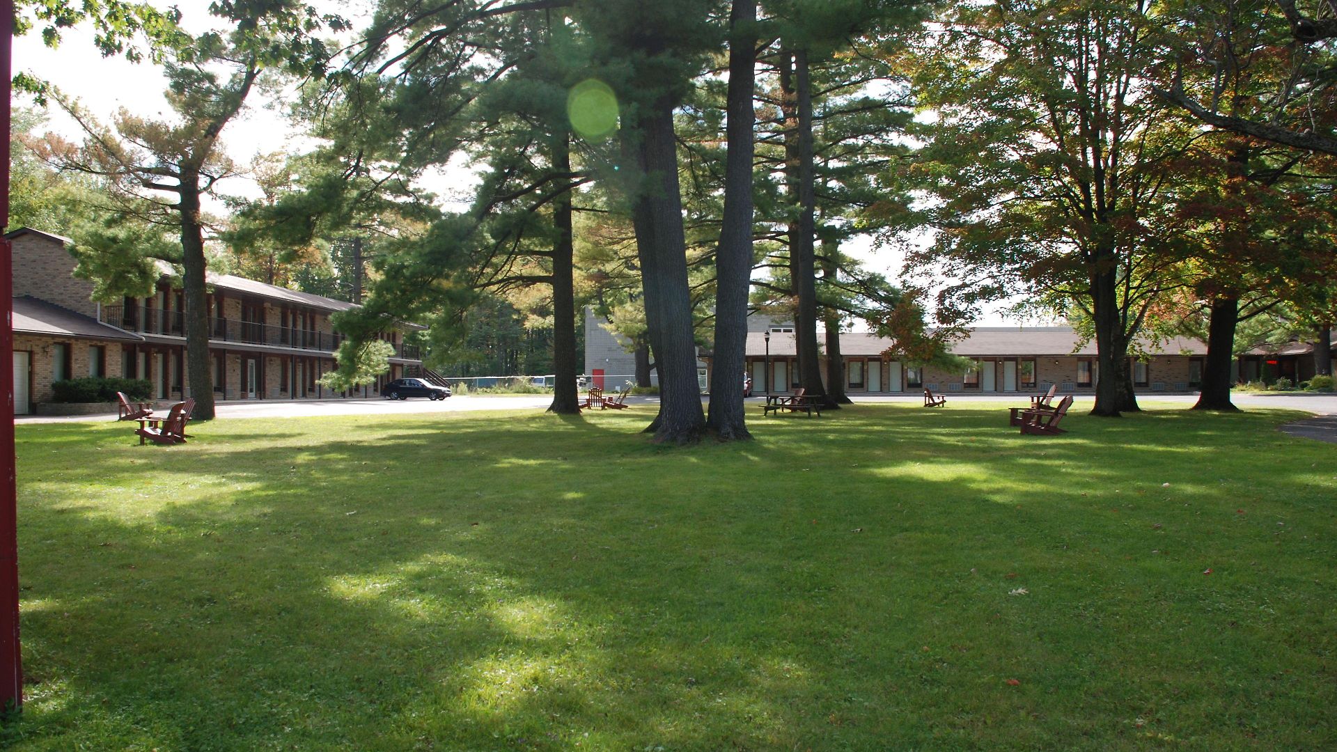 Rideau Heights 2* Ottawa