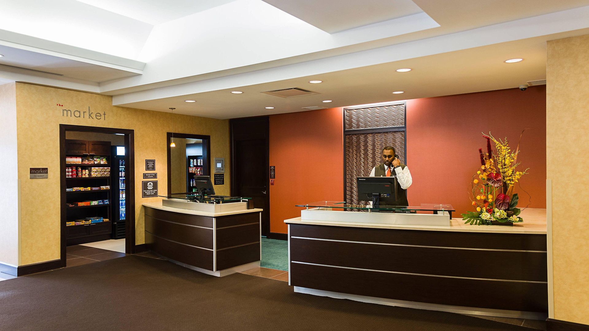 By Marriott Airport Hotel