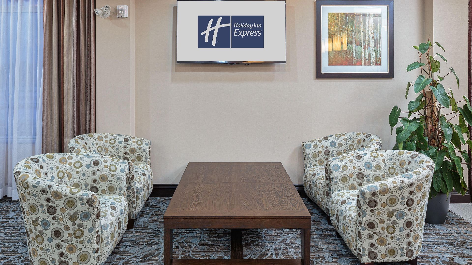 Express & East-orleans By Ihg Ottawa