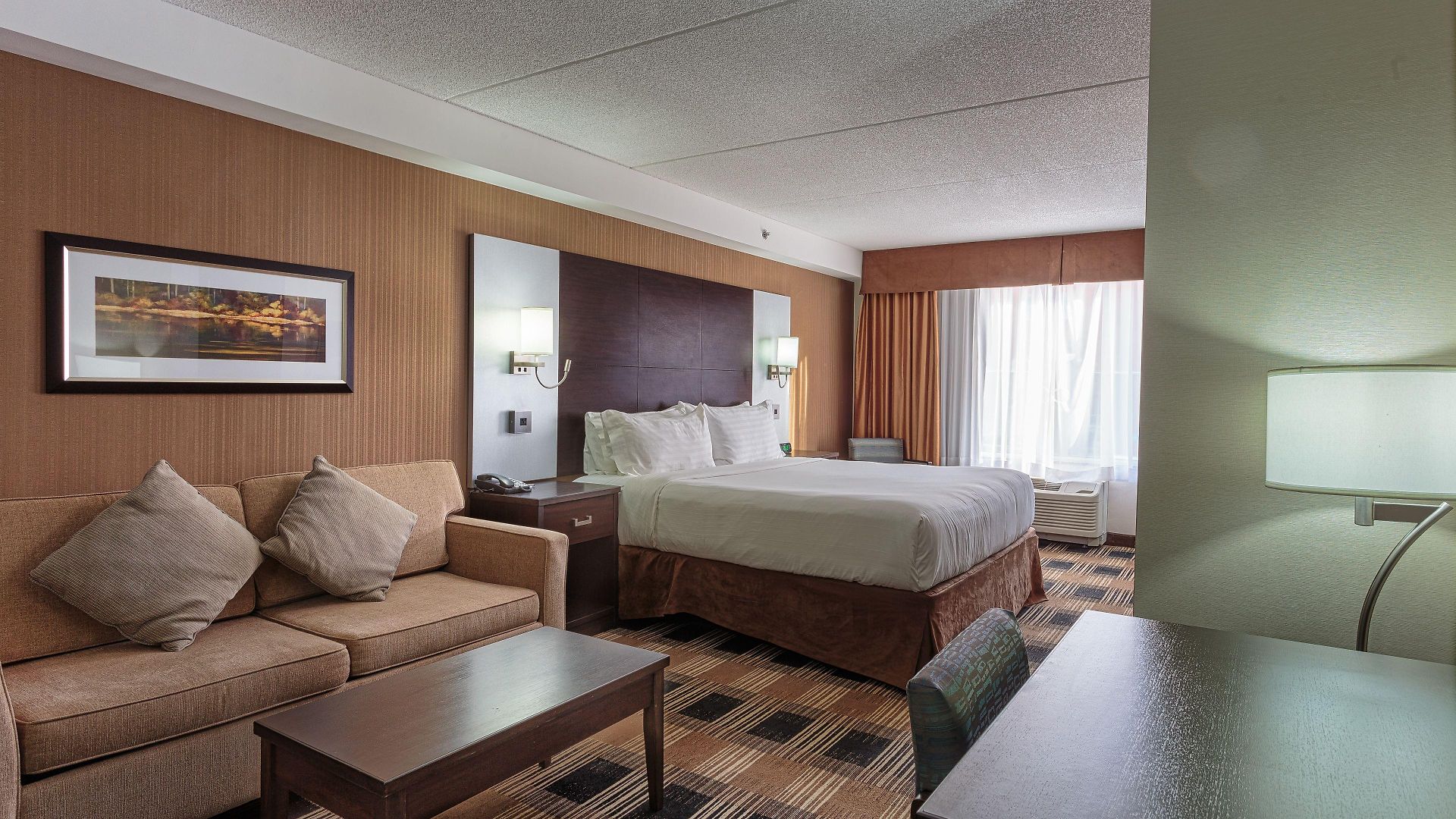 Express & East-orleans By Ihg Hotel