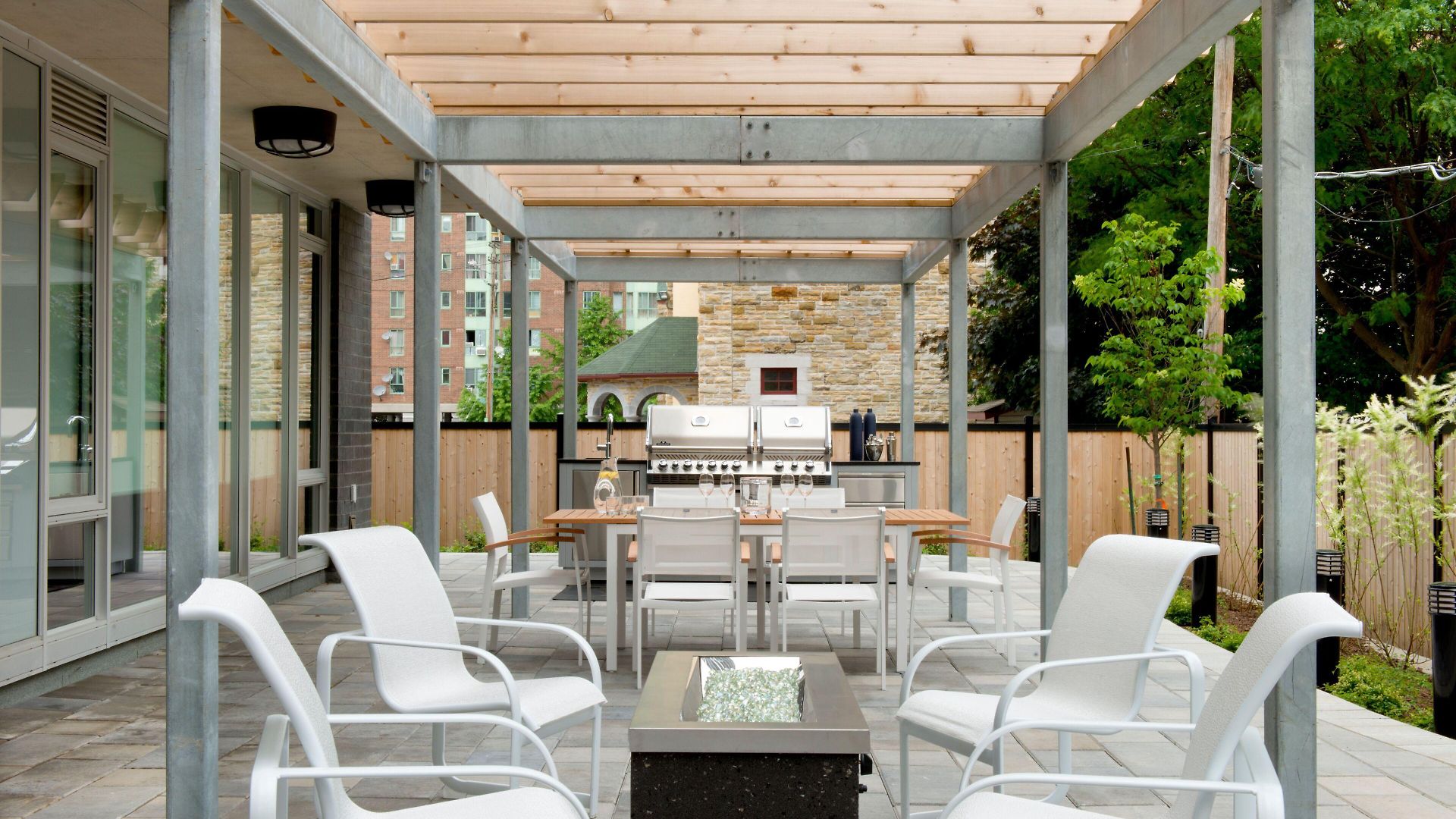 Aparthotel Soho Residences Lisgar 4*