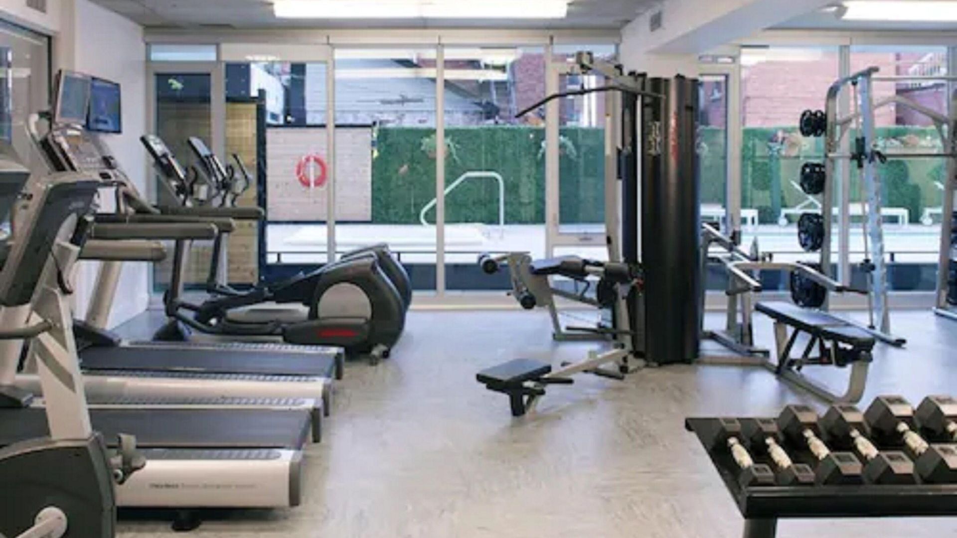 Soho Residences Lisgar Aparthotel