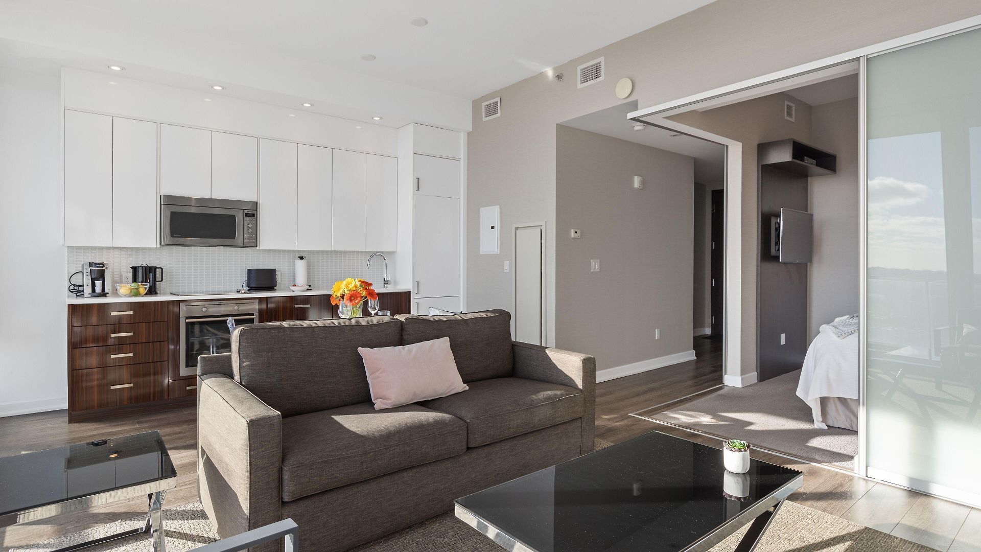 Soho Residences Lisgar Aparthotel