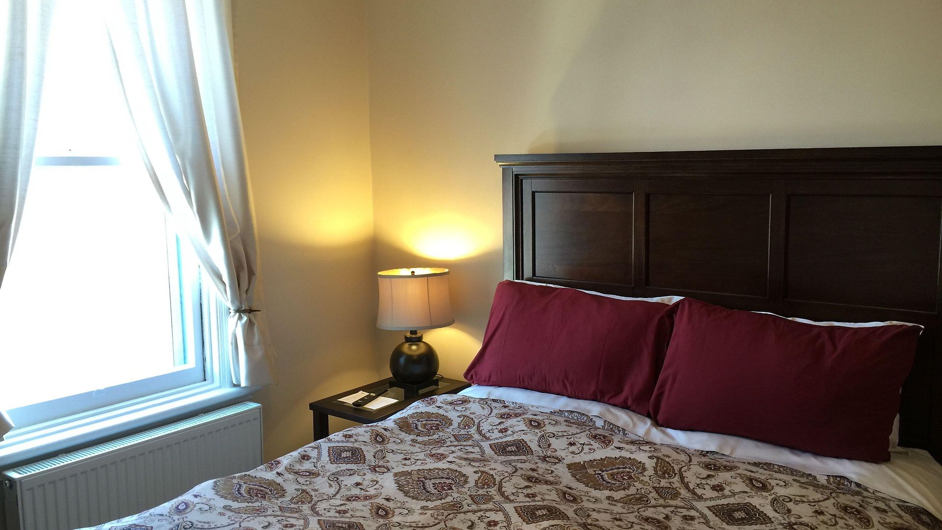 Bed & Breakfast The Century House Ottawa