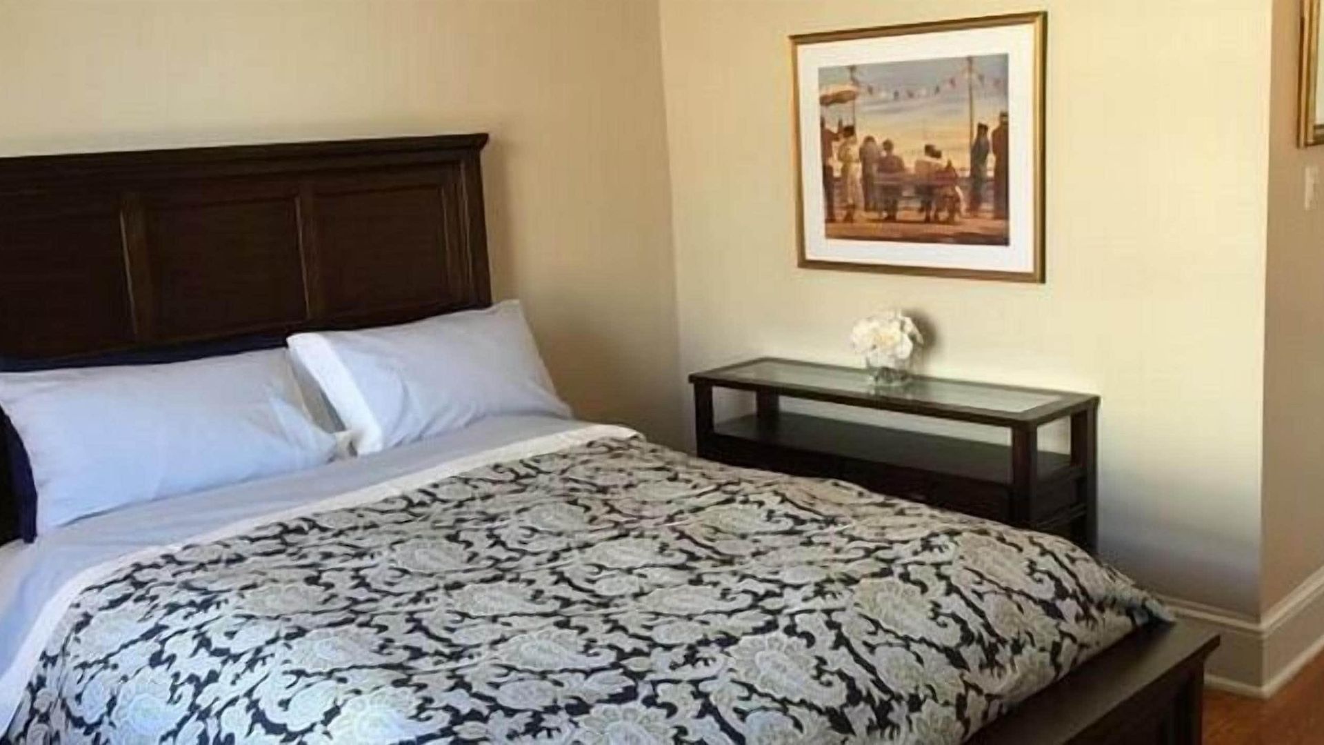The Century House 3* Ottawa