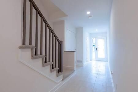 Modern 2br With Parking Near Airport And Downtown Ottawa