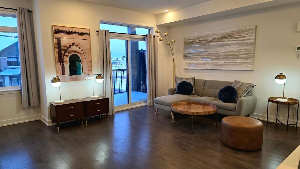 Holiday home Modern 2br With Parking Near Airport And Downtown