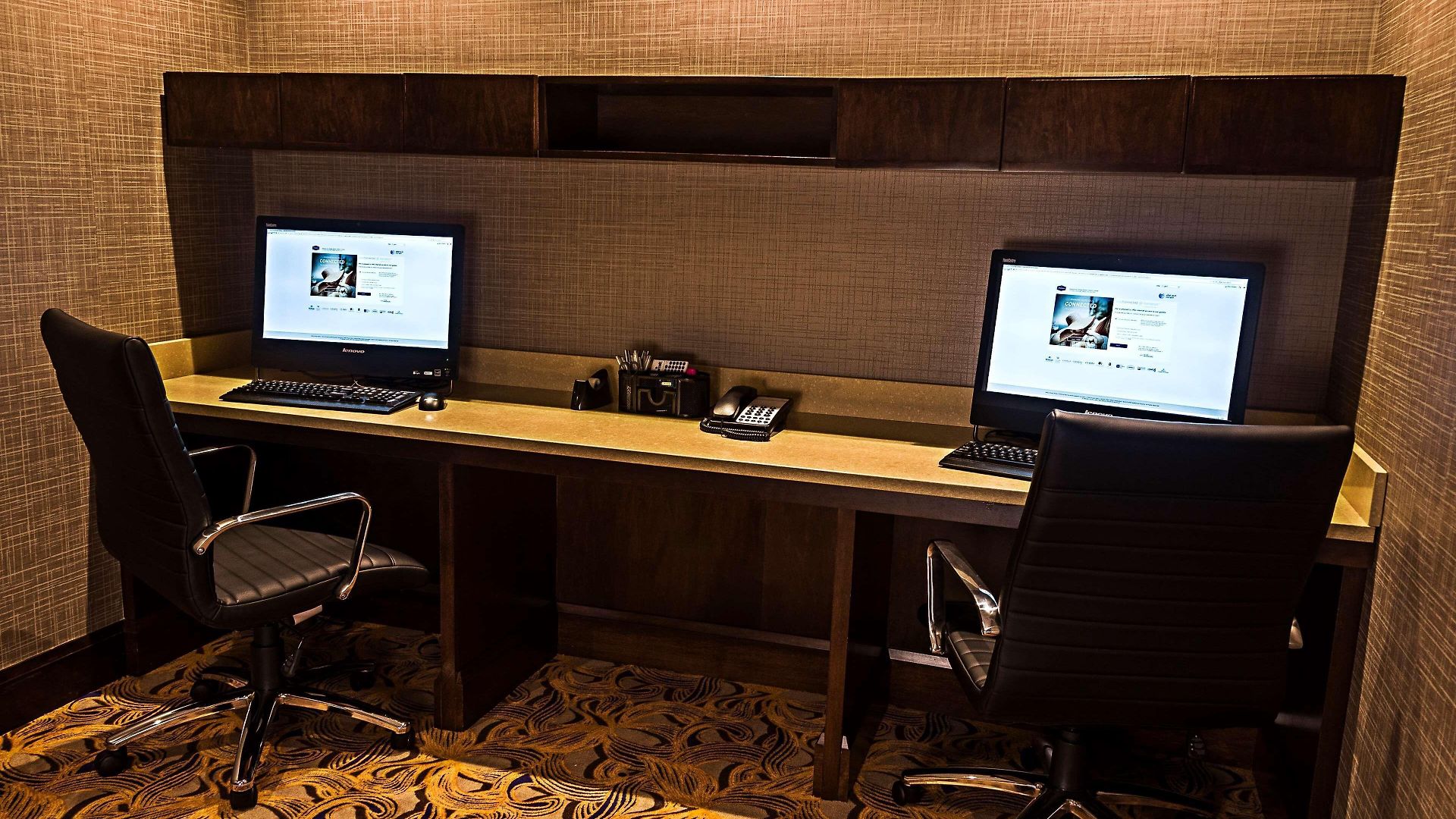 Hampton By Hilton Airport Hotel 3*