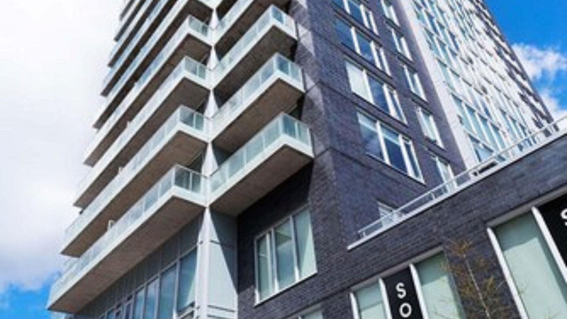 Soho Residences Champagne 4*
