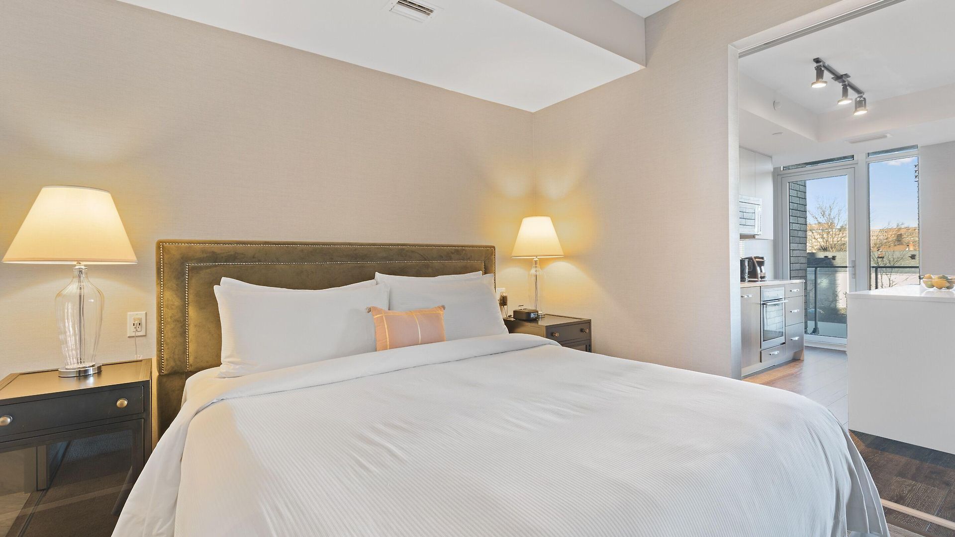 Aparthotel Soho Residences Champagne Ottawa