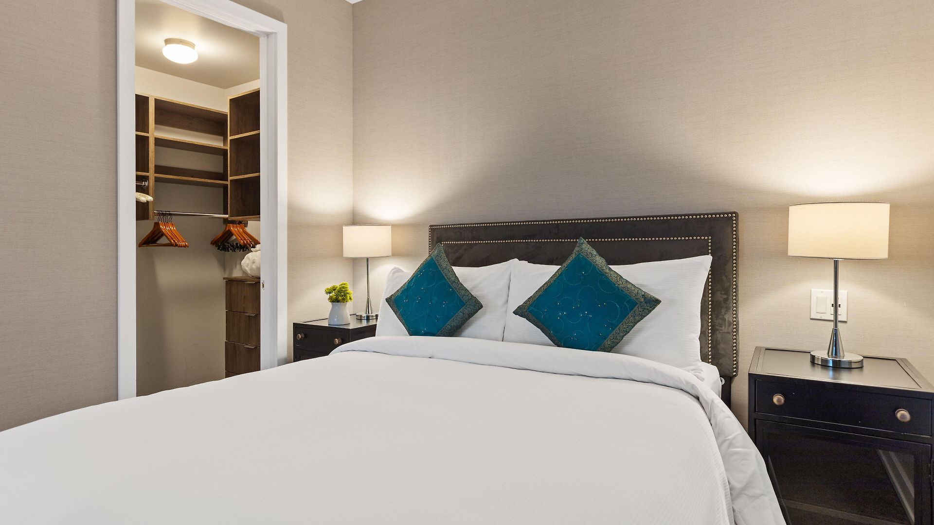 Aparthotel Soho Residences Champagne Ottawa