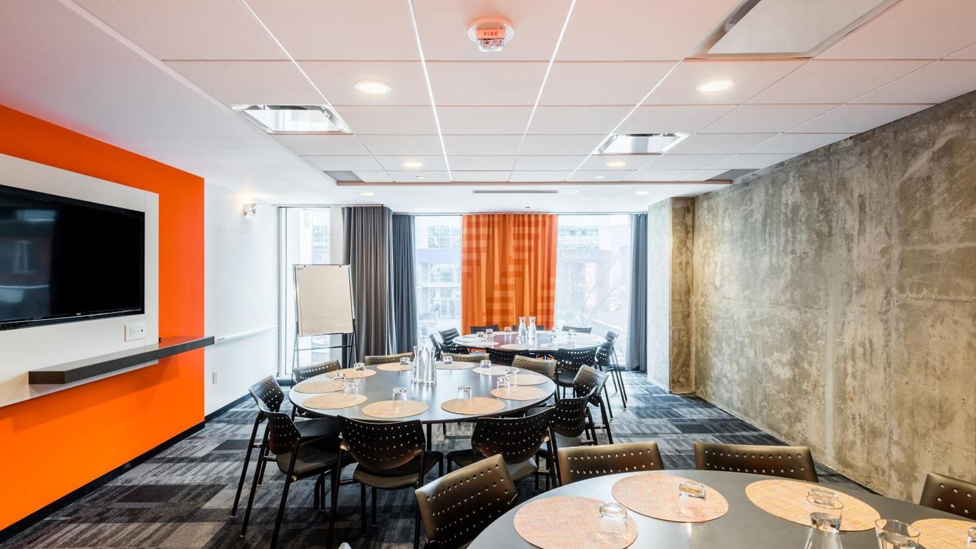 Hotel Alt Downtown 3*