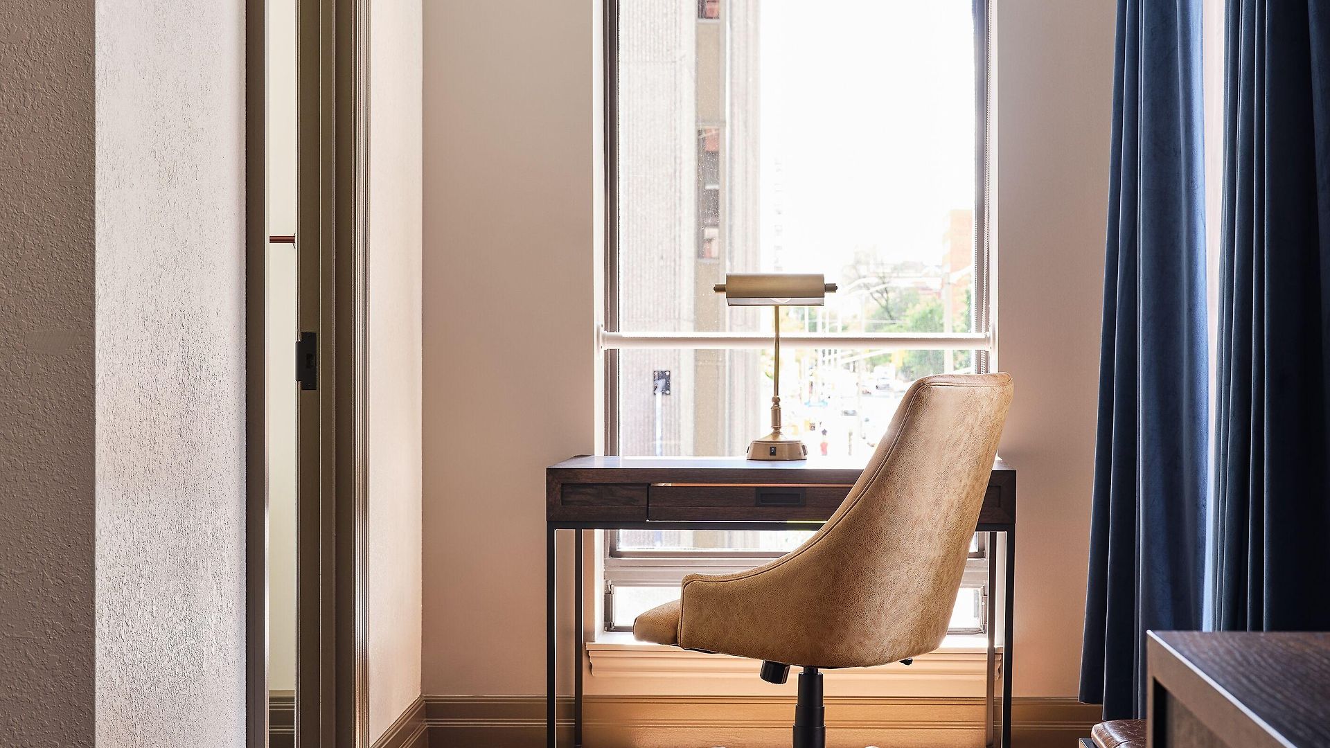 Hotel Metcalfe By Gray Collection