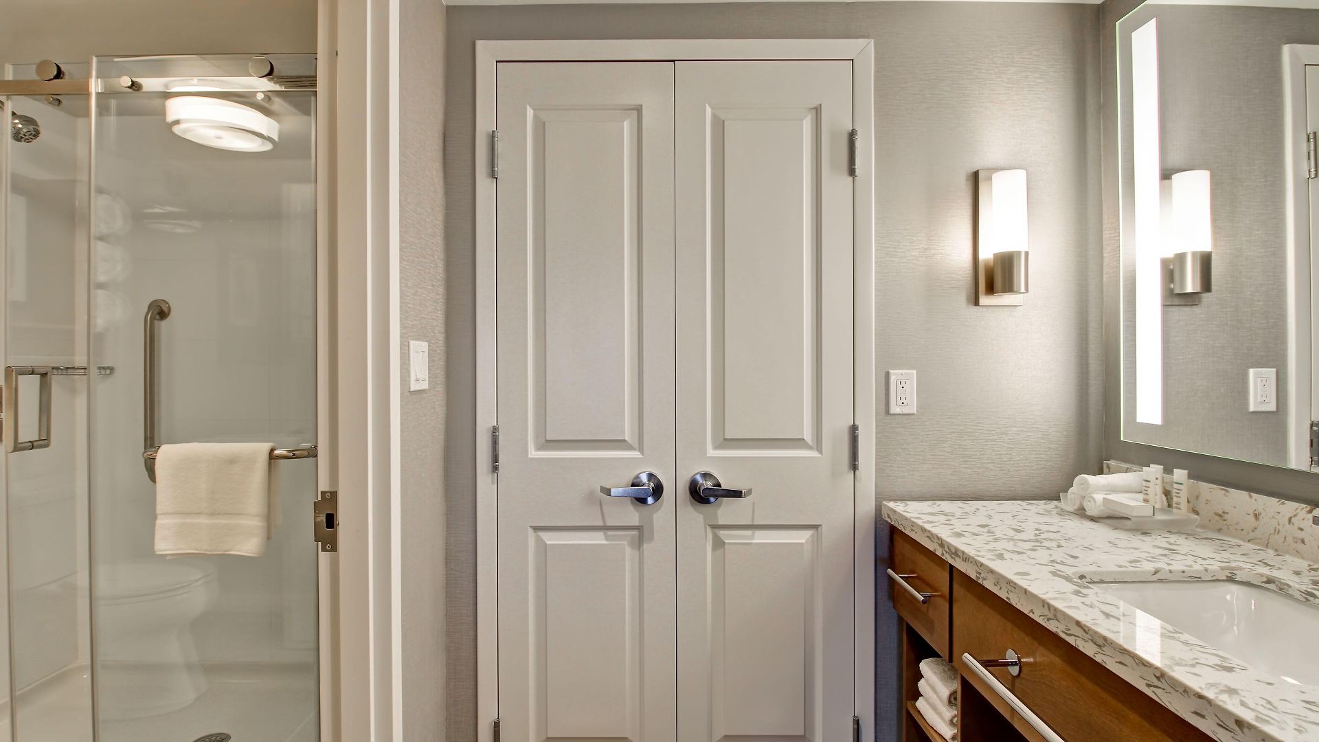 Homewood By Hilton Kanata Hotel 3*