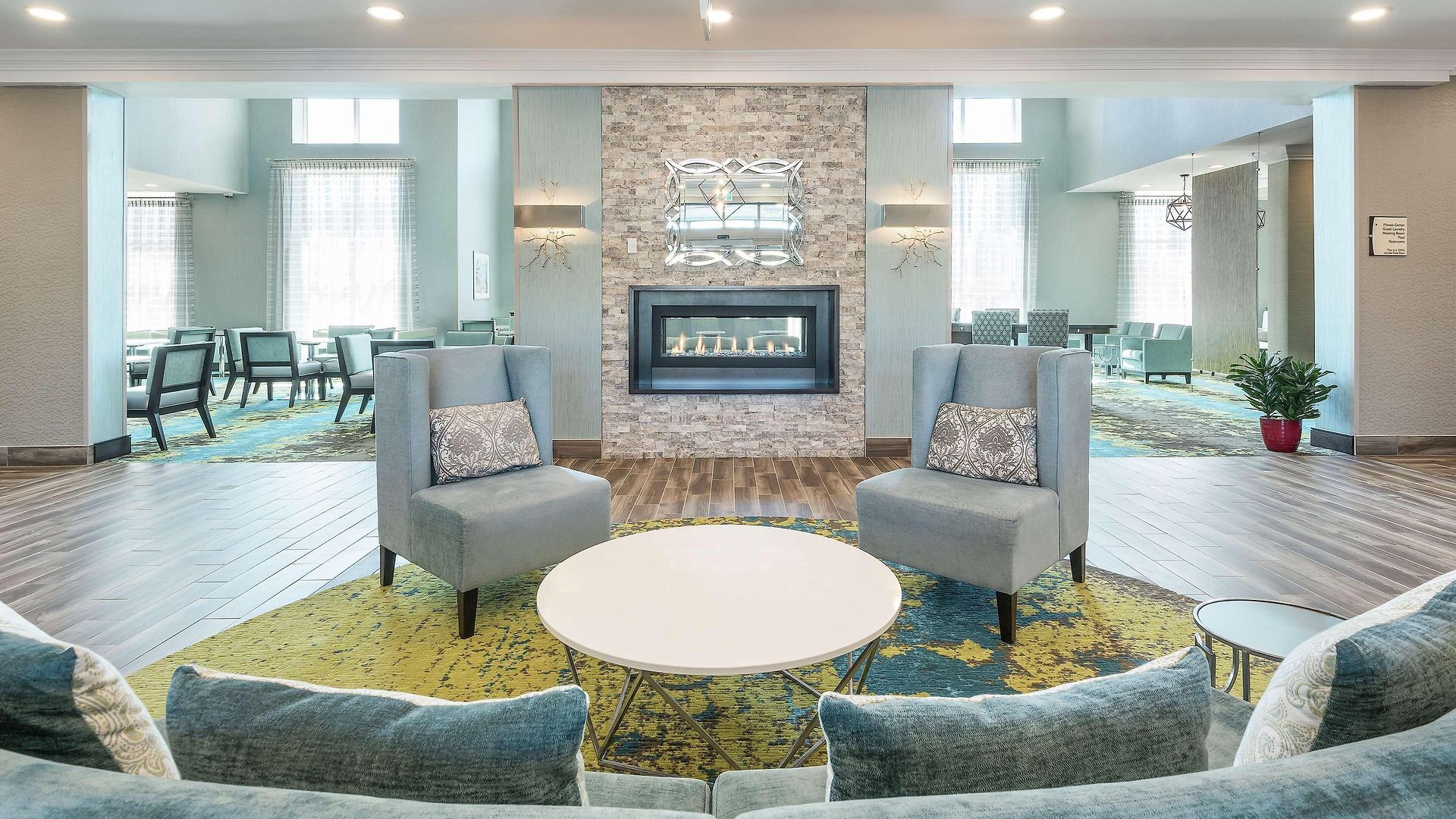 Hotel Homewood By Hilton Airport 3*
